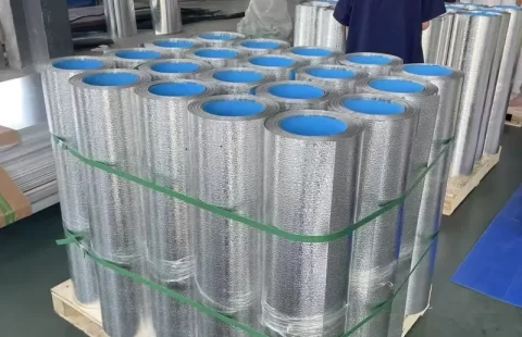 Revestimiento aislante para tubos HVAC