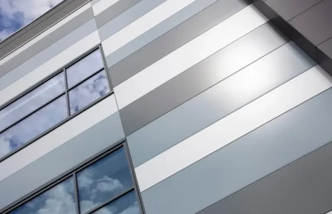 Panel compuesto de aluminio aislado tipo sándwich