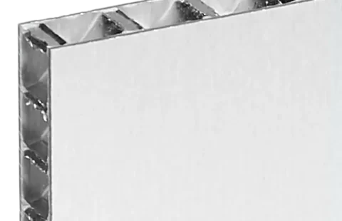 Panel sándwich con núcleo de panal ligero