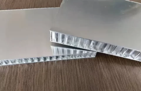 Nido de Abeja de Aluminio Flexible