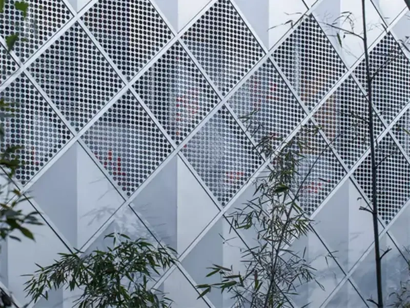 Revestimiento de Aluminio Perforado