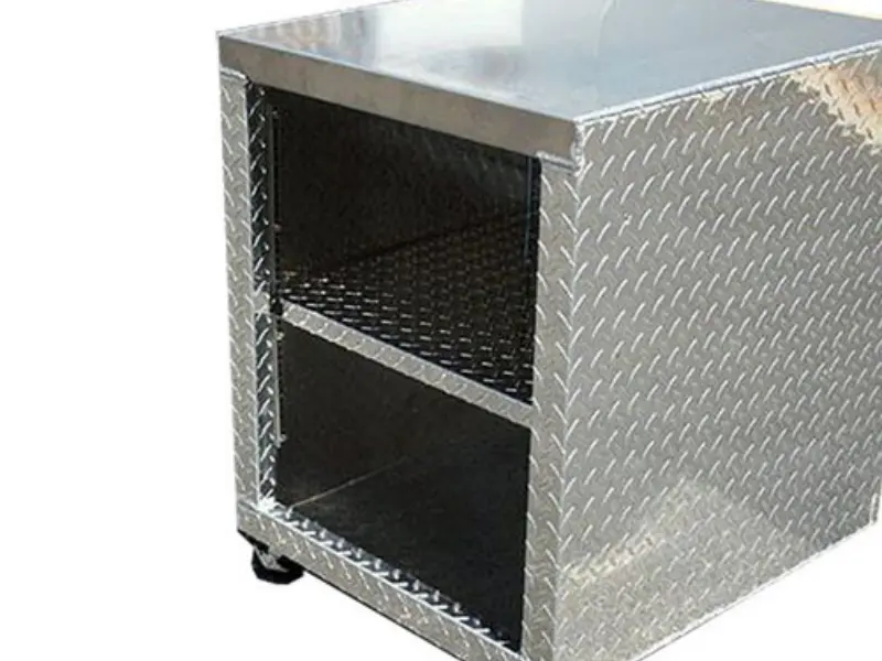 Placa de aluminio estriada con patrón antideslizante